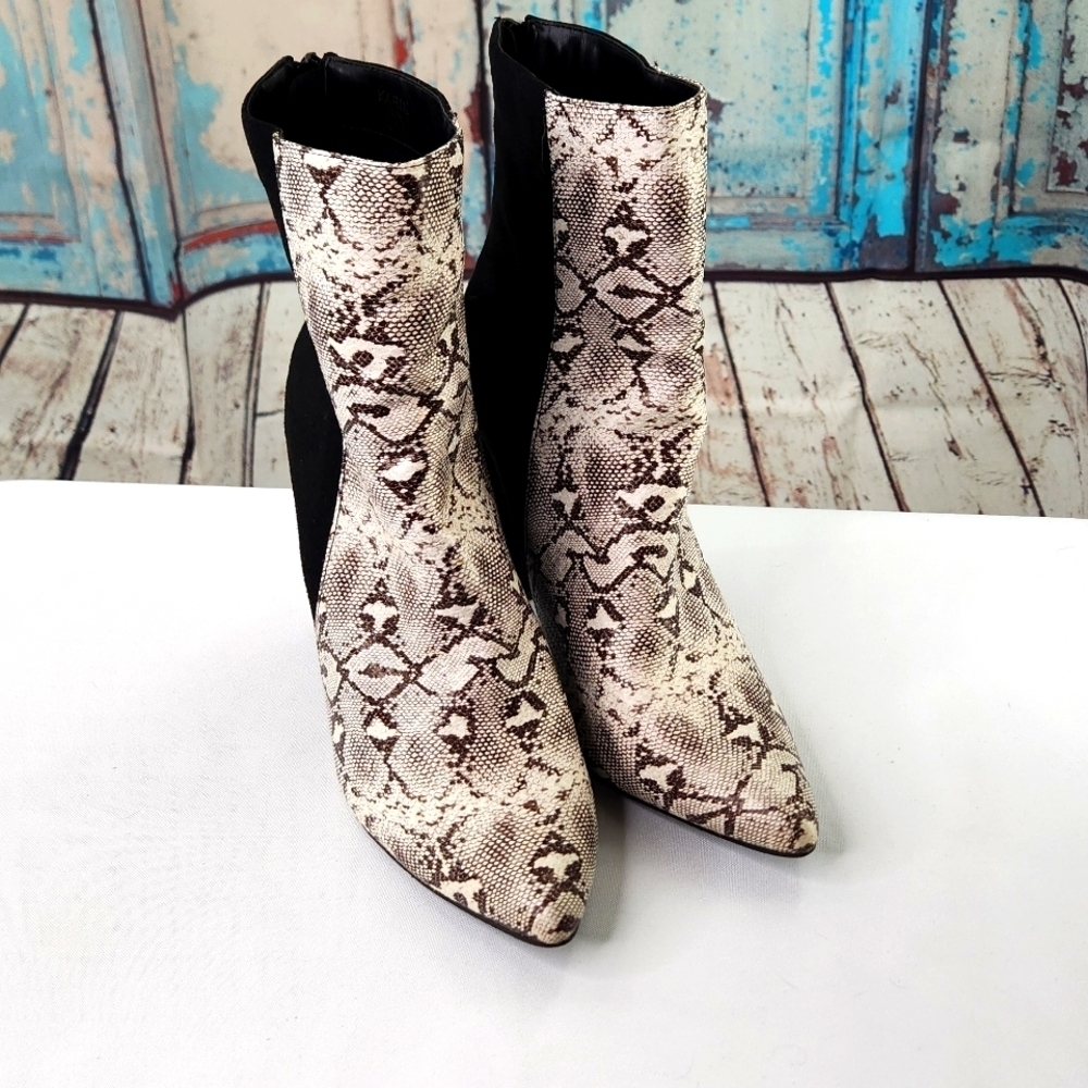 Lulus Karin Natural Snake Two Tone‎ High Heels Booties - Picture 2 of 9